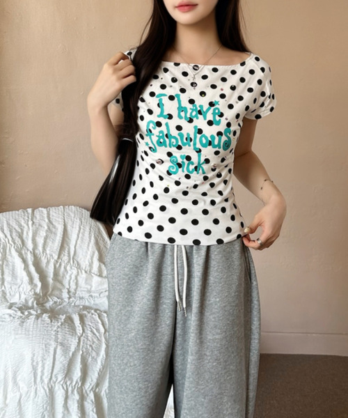 Ada.(エイダ)の「ビジューロゴ ボートネック スリム カットソー(Tシャツ/カットソー・レディース・ホワイト/ピンク/ドット・FREE)」の10枚目の写真