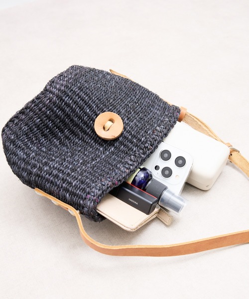 artipur COTTAGE(アルティプールコテージ)の「TKK : サイザルポシェット(無地) Sサイズ かごバッグポシェット(かごバッグ・レディース・グレー/グリーン/ブラック・FREE)」の21枚目の写真
