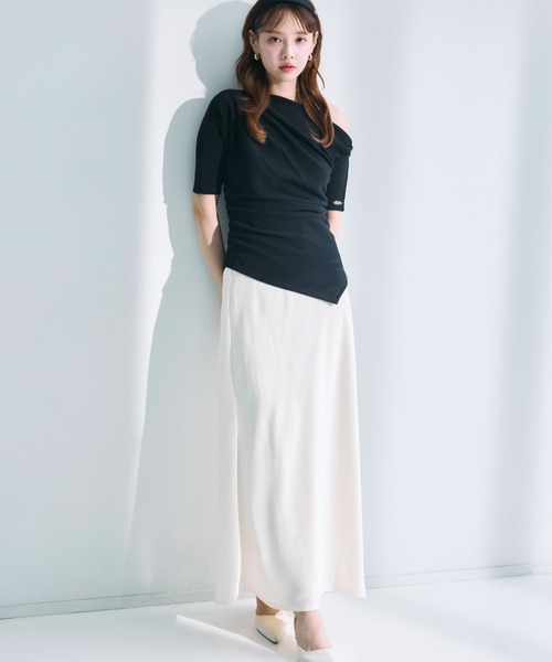 polaura（ポローラ）の「セミフレアサテンスカート（スカート）」 - WEAR