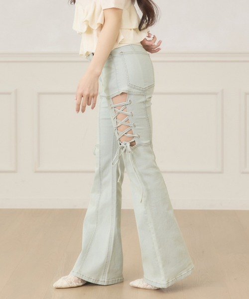Ambre Neige（アンブルネージュ）の「side lace up flare denim pants / サイドレースアップフレアデニム（デニムパンツ・レディース・ライトブルー・MEDIUM/SMALL）」の11枚目の写真