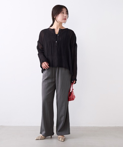MICA&DEAL（マイカ＆ディール）の「ハイツイストドライタッチイージーパンツ〈2サイズ展開〉（その他パンツ・レディース・ネイビー/ベージュ/グレー・38/36）」の8枚目の写真