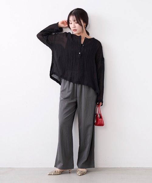 MICA&DEAL（マイカ＆ディール）の「ハイツイストドライタッチイージーパンツ〈2サイズ展開〉（その他パンツ・レディース・ネイビー/ベージュ/グレー・38/36）」の9枚目の写真