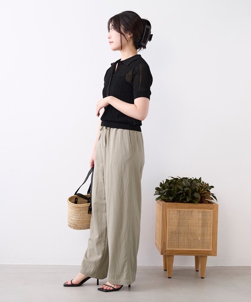 MICA&DEAL（マイカ＆ディール）の「ハイツイストドライタッチイージーパンツ〈2サイズ展開〉（その他パンツ・レディース・ネイビー/ベージュ/グレー・38/36）」の17枚目の写真