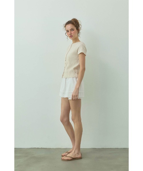 ALEXIA STAM(アリシアスタン)の「Lace Divided Skirt /レースキュロット(Tシャツ/カットソー・レディース・ブラック/ホワイト・M/S)」の4枚目の写真