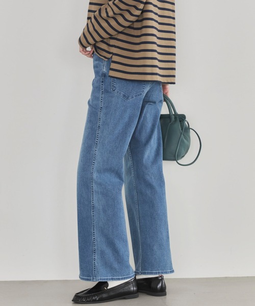 Doux archives(ドゥアルシーヴ)の「セミフレアストレッチデニムパンツ(デニムパンツ・レディース・ブルー/ブラック/ベージュ・SMALL/MEDIUM)」の3枚目の写真