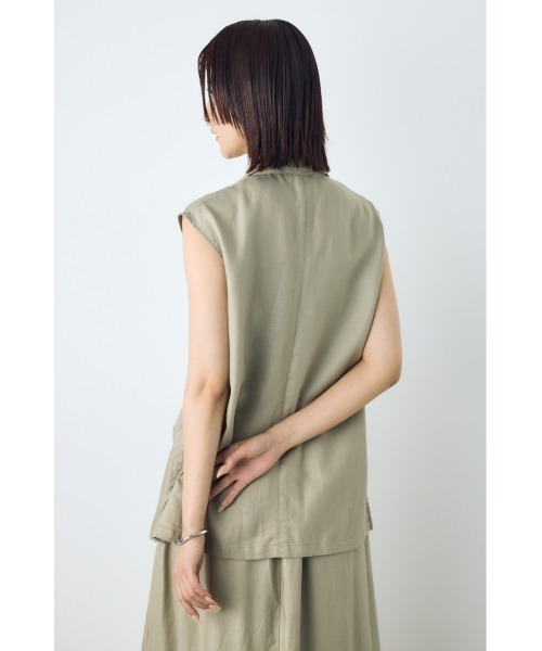 AZUL by moussy（アズールバイマウジー）の「【セットアップ対応】【身長/骨格別着用画像あり】リネンブレンドテーラードベスト（ベスト・レディース・ブラック/ベージュ/ブラウン・FREE）」の15枚目の写真