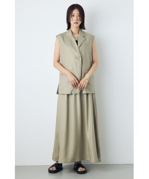 AZUL by moussy（アズールバイマウジー）の「【セットアップ対応】【身長/骨格別着用画像あり】リネンブレンドテーラードベスト（ベスト・レディース・ブラック/ベージュ/ブラウン・FREE）」の4枚目の写真