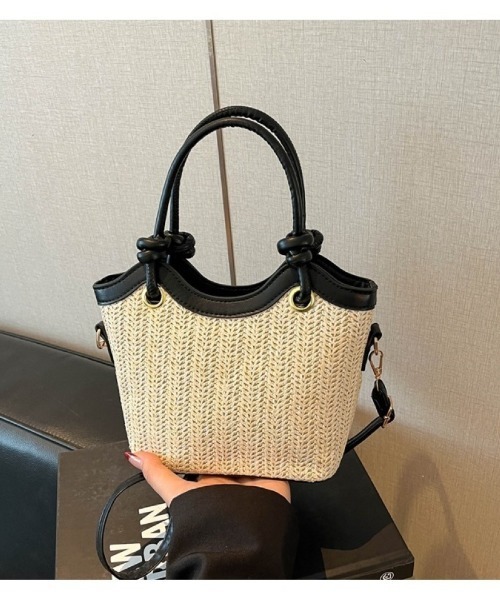 Ritzy(リッツィー)の「編みラフィア × レザー切替 2WAY ミニカゴバッグ(かごバッグ・レディース・ブラック・FREE)」の15枚目の写真