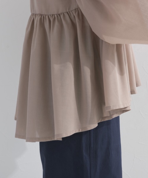 OMNES(オムネス)の「コットンライクギャザー長袖ブラウス(シャツ/ブラウス・レディース・カーキ/グリーン/ブラック/ベージュ・FREE)」の6枚目の写真