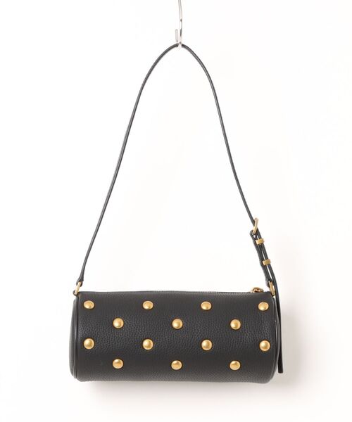 MICHAEL KORS(マイケルコース)の「IZZY スタッズ ぺブルレザー バレルポシェット スモール(ショルダーバッグ・レディース・ブラック・FREE)」の4枚目の写真