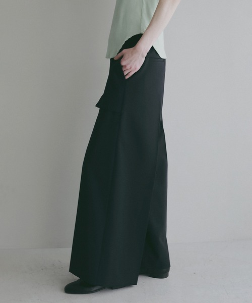 MANOF(マノフ)の「OUT POCKET WIDE PANTS(その他パンツ・レディース・グレー/ネイビー/ベージュ・M/S)」の7枚目の写真
