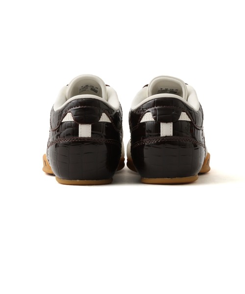 PUMA（プーマ）の「PUMA BELLA MINA CROC WMNS / プーマ ベラミナ CROC ウィメンズ（スニーカー・レディース・ブラウン・22.5cm/23.0cm/23.5cm/24.0cm/24.5cm/25.0cm）」の5枚目の写真