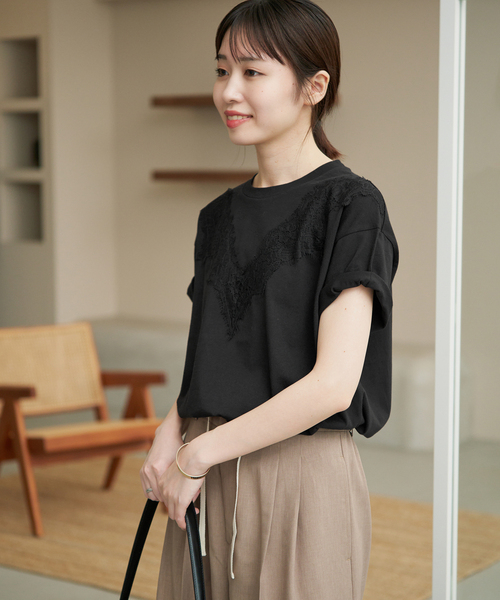 SLOBE IENA(スローブイエナ)の「《WEB限定/追加》アイラッシュレースTシャツ(Tシャツ/カットソー・レディース・ブラック・FREE)」の9枚目の写真