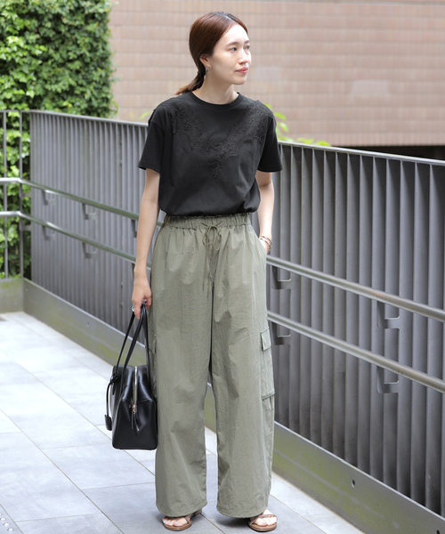SLOBE IENA(スローブイエナ)の「《WEB限定/追加》アイラッシュレースTシャツ(Tシャツ/カットソー・レディース・ブラック・FREE)」の11枚目の写真