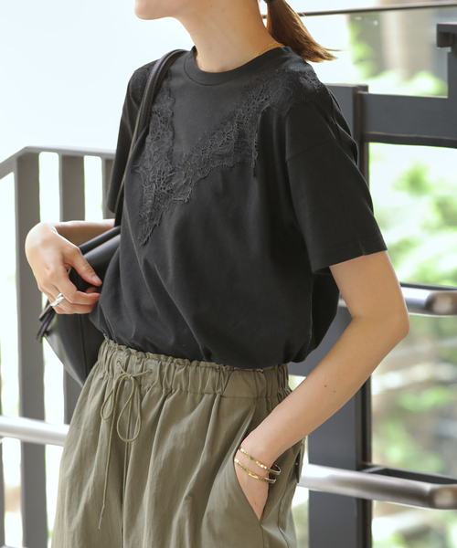 SLOBE IENA(スローブイエナ)の「《WEB限定/追加》アイラッシュレースTシャツ(Tシャツ/カットソー・レディース・ブラック・FREE)」の13枚目の写真