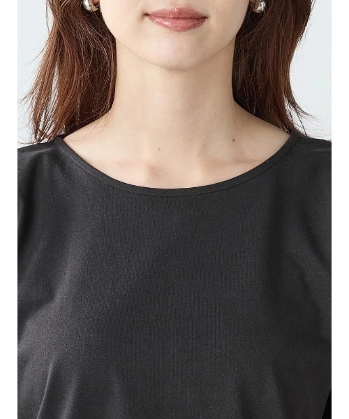 Perfect Suit FActory(パーフェクトスーツファクトリー)の「プレーティング天竺 タックTシャツ(Tシャツ/カットソー・レディース・ブラック/ホワイト・M/L)」の8枚目の写真