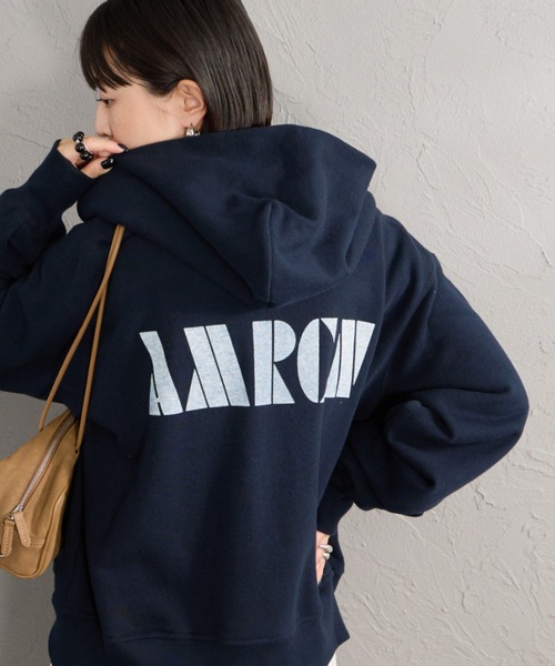 AMERICANA（アメリカーナ）の「【WEB先行予約】[Americana/アメリカーナ] 別注 AMRCN バックプリント ジップフードパーカー（パーカー・レディース・ネイビー/レッド/オートミール・ONESIZE）」の2枚目の写真