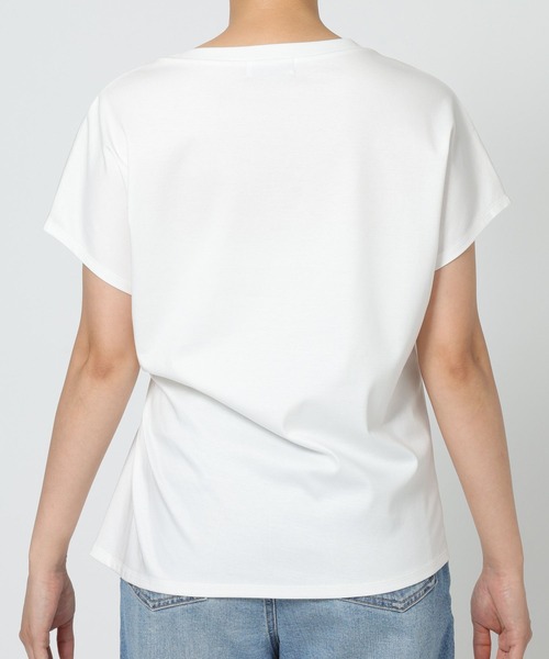 BARNYARDSTORM（バンヤードストーム）の「BARNYARDSTORM / ブラウスライクドレーププルオーバー / 接触冷感【Oggiコラボ】（Tシャツ/カットソー・レディース・グレー系その他/ホワイト/ブラック・S/M）」の4枚目の写真