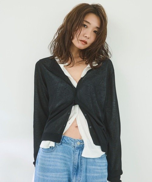 BAYFLOW(ベイフロー)の「【知久友里恵さんコラボ】シアーニットカーディガン(カーディガン/ボレロ・レディース・オフホワイト/ブラック/ラベンダー・FREE)」の1枚目の写真