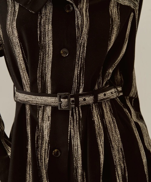 AKIRANAKA(アキラナカ)の「【AKIRANAKA/アキラナカ】Stitch stripe dress BK(ワンピース・レディース・ブラック・1/2)」の8枚目の写真