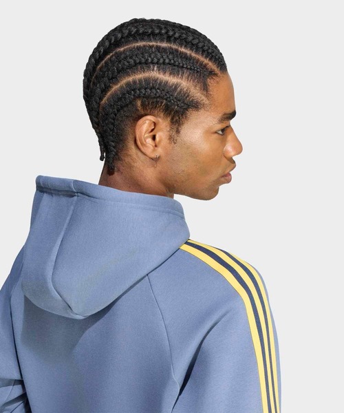 adidas(アディダス)の「アーセナルFC OG パーカー / アディダス adidas(パーカー・メンズ・ブルー・X-LARGE/SMALL/MEDIUM/LARGE/XX-LARGE/XXX-LARGE)」の4枚目の写真