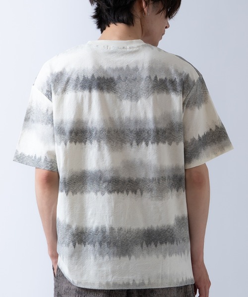 Crownor（クラウノアー）の「グラデーションボーダー 半袖 Tシャツ（Tシャツ/カットソー・メンズ・ブラック/グレー/カーキ・LARGE/MEDIUM）」の15枚目の写真