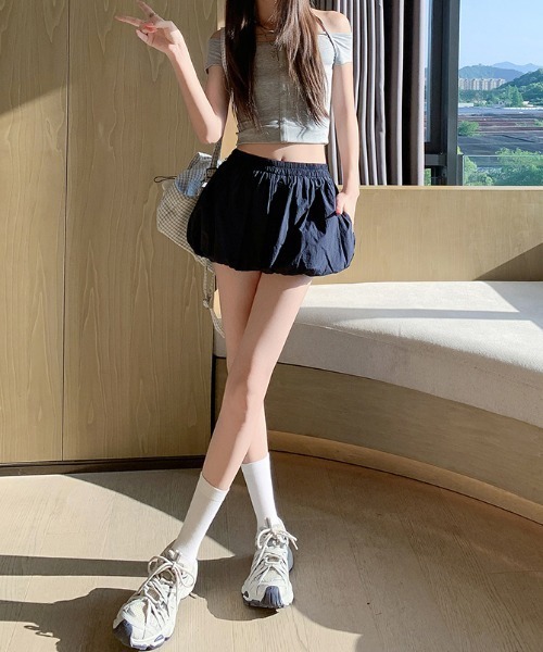 FLINEA（フリネア）の「ショートバルーンパンツ（その他パンツ・レディース・ネイビー/ブラウン/ホワイト/ブラック・FREE）」の14枚目の写真