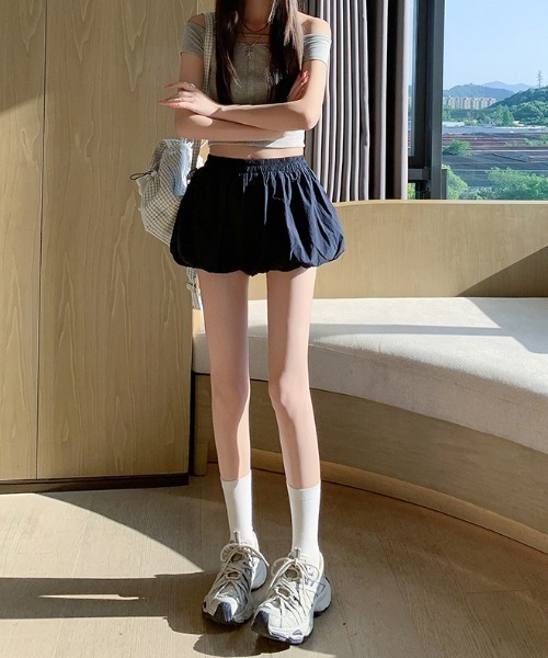 FLINEA（フリネア）の「ショートバルーンパンツ（その他パンツ・レディース・ネイビー/ブラウン/ホワイト/ブラック・FREE）」の15枚目の写真