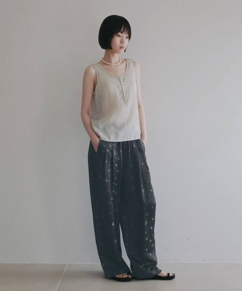 anuke（アンヌーク）の「anuke Flower Jacquard Roughpants（その他パンツ・レディース・ブラウン/グレー・38/36）」の8枚目の写真