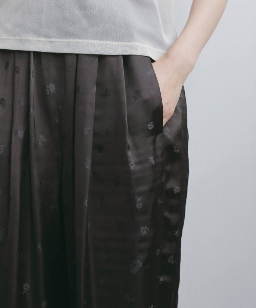 anuke（アンヌーク）の「anuke Flower Jacquard Roughpants（その他パンツ・レディース・ブラウン/グレー・38/36）」の13枚目の写真