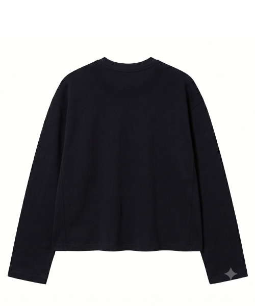 NOMING(ノミング)の「ルーズフィットクロップイージーロングスリーブ - ブラック(Tシャツ/カットソー・レディース・ブラック・SMALL/MEDIUM/LARGE/X-LARGE)」の6枚目の写真