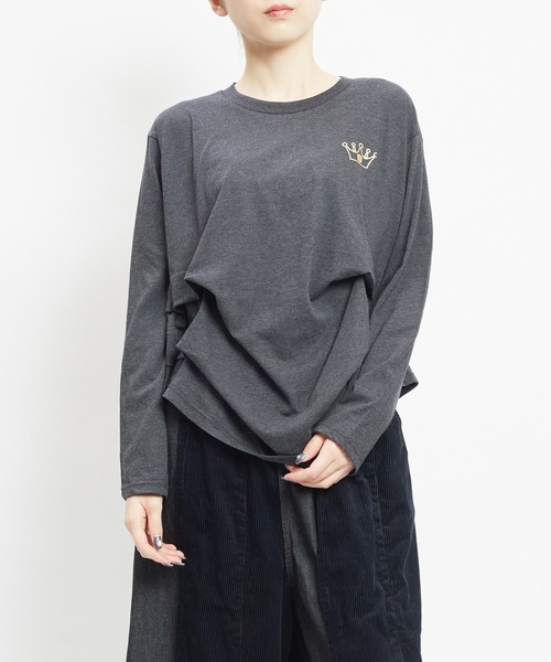 gomme(ゴム)の「サイドタックT(Tシャツ/カットソー・レディース・ホワイト/チャコールグレー/ブラウン/ブラック・MEDIUM)」の3枚目の写真