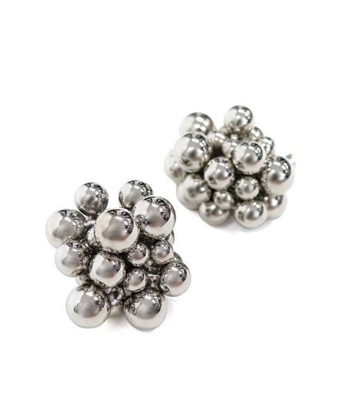 at.(アット)の「【at.】バブルピアス(ピアス(両耳用)・レディース・ゴールド/シルバー/シルバー系/ゴールド系/ホワイト系/ホワイト・ONE SIZE)」の5枚目の写真