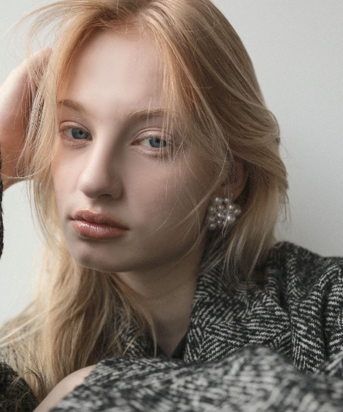 at.(アット)の「【at.】バブルピアス(ピアス(両耳用)・レディース・ゴールド/シルバー/シルバー系/ゴールド系/ホワイト系/ホワイト・ONE SIZE)」の18枚目の写真