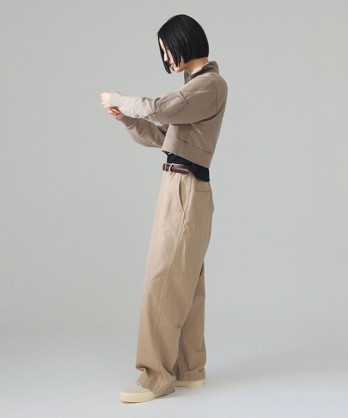 BEAMS BOY(ビームスボーイ)の「maturely / ロング ジップ スタンド オーガニック コットン(スウェット・レディース・ライトブラウン/ネイビー・0/1)」の4枚目の写真