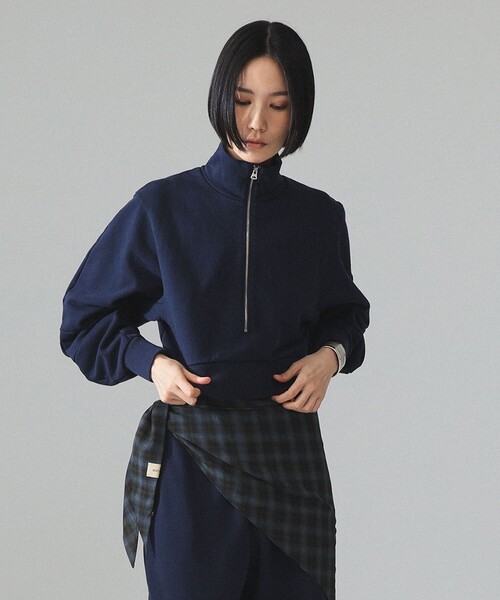 BEAMS BOY(ビームスボーイ)の「maturely / ロング ジップ スタンド オーガニック コットン(スウェット・レディース・ライトブラウン/ネイビー・0/1)」の10枚目の写真