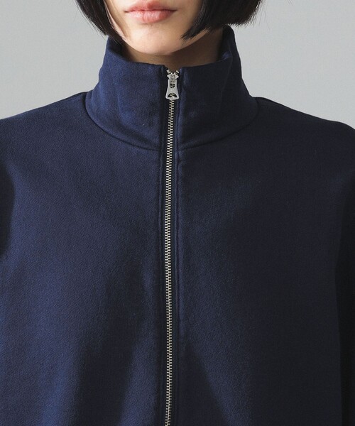 BEAMS BOY(ビームスボーイ)の「maturely / ロング ジップ スタンド オーガニック コットン(スウェット・レディース・ライトブラウン/ネイビー・0/1)」の14枚目の写真