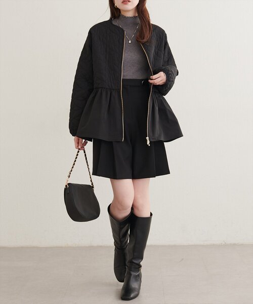 natural couture(ナチュラルクチュール)の「フラワーキルティングペプラムジャケット(ノーカラージャケット・レディース・ブラック/ブラウン/アイボリー・FREE)」の18枚目の写真
