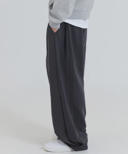 PIANER(ピアネール)の「ピンチカーブドスウェットパンツ(チャコール)(スウェットパンツ・レディース・チャコール・MEDIUM/LARGE/X-LARGE)」の6枚目の写真