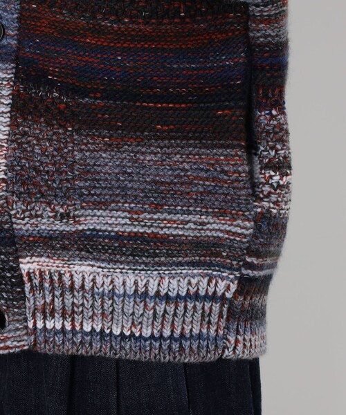 TOMORROWLAND （トゥモローランド）の「【WEB先行予約】TOMORROWLAND tricot パッチワーク チャンキーニットブルゾン（ニット/セーター・メンズ・ブラック/ブルー系その他2/ライトブラウン・S/M）」の12枚目の写真