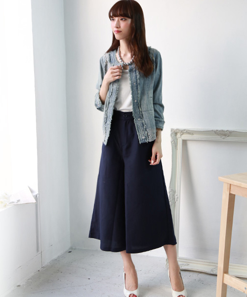 REAL CUBE（リアルキューブ）の「CYNICAL 透かしレース七分袖ノーカラーデニムジャケット（デニムジャケット・レディース・オフホワイト/ブルー・02）」の11枚目の写真