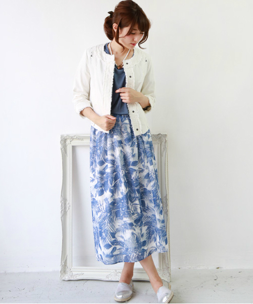 REAL CUBE（リアルキューブ）の「CYNICAL 透かしレース七分袖ノーカラーデニムジャケット（デニムジャケット・レディース・オフホワイト/ブルー・02）」の10枚目の写真