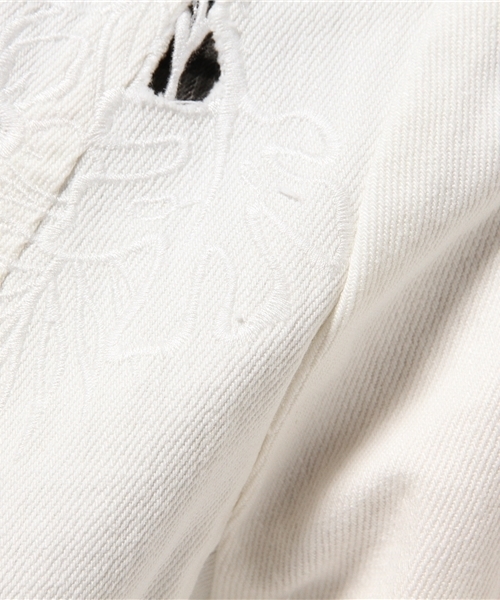 REAL CUBE（リアルキューブ）の「CYNICAL 透かしレース七分袖ノーカラーデニムジャケット（デニムジャケット・レディース・オフホワイト/ブルー・02）」の9枚目の写真