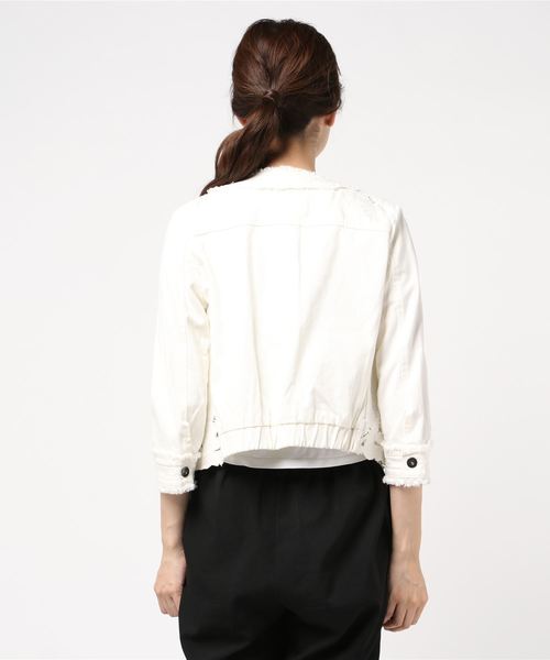 REAL CUBE（リアルキューブ）の「CYNICAL 透かしレース七分袖ノーカラーデニムジャケット（デニムジャケット・レディース・オフホワイト/ブルー・02）」の13枚目の写真