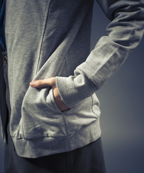 AVIREX（アヴィレックス）の「avirex/ アヴィレックス / STRETCH PRINT PARKA/ ストレッチ　プリント　パーカー（パーカー・レディース・グレー/ブラック・MEDIUM/SMALL）」の3枚目の写真