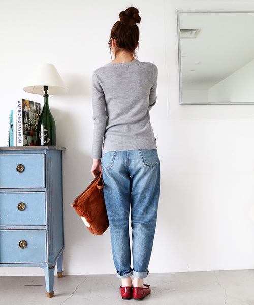 N.（N. Natural Beauty Basic）（エヌエヌナチュラルビューティーベーシック）の「ウールベーシックVネックニット（ニット/セーター・レディース・ホワイト/レッド/ベージュ/イエロー/ネイビー/グレー・MEDIUM）」の10枚目の写真