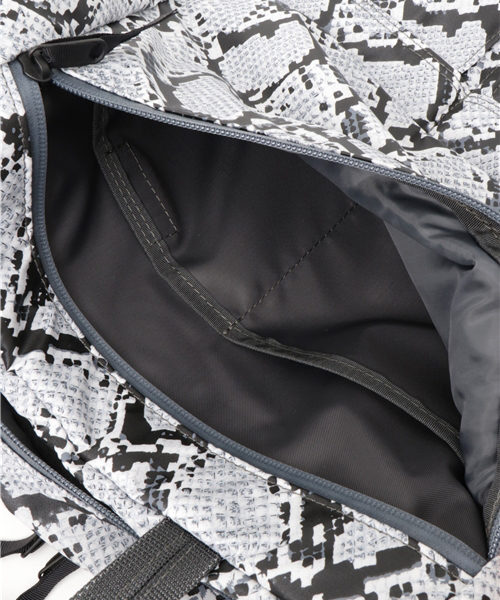 HEAD PORTER(ヘッドポーター)の「PYTHON/LAPTOP DAY PACK(バックパック/リュック・メンズ・アニマル・ONE SIZE)」の5枚目の写真
