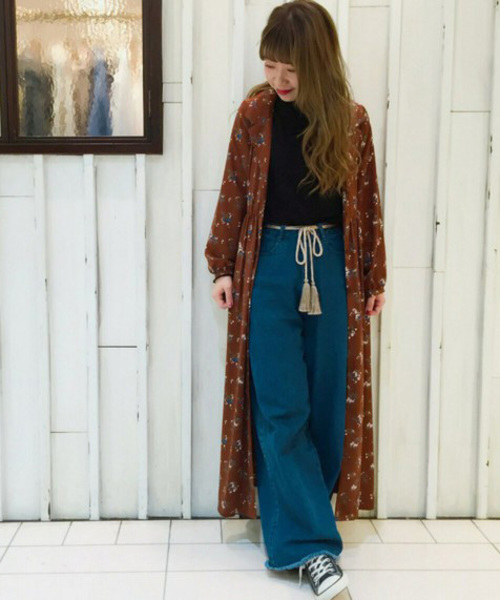 archives（アルシーヴ）の「花柄ロングガウンワンピース（ワンピース・レディース・ネイビー/ブラウン/オフホワイト・MEDIUM）」の17枚目の写真