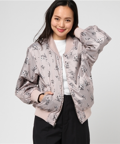 VENCEEXCHANGE（ヴァンスエクスチェンジ）の「袖刺繍リバーシブルブルゾン            （ブルゾン・レディース・ライトグレー/ライトカーキ/ブラック・MEDIUM）」の12枚目の写真