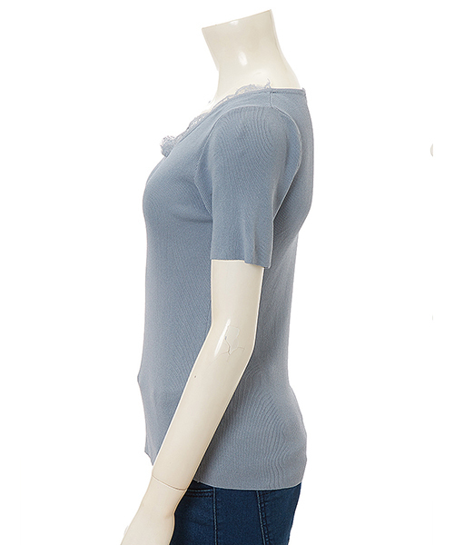 Color（カラー）の「Vネックレースリブニット（ニット/セーター・レディース・ブラック/サックスブルー/スモークピンク/ベージュ/ホワイト・MEDIUM）」の12枚目の写真